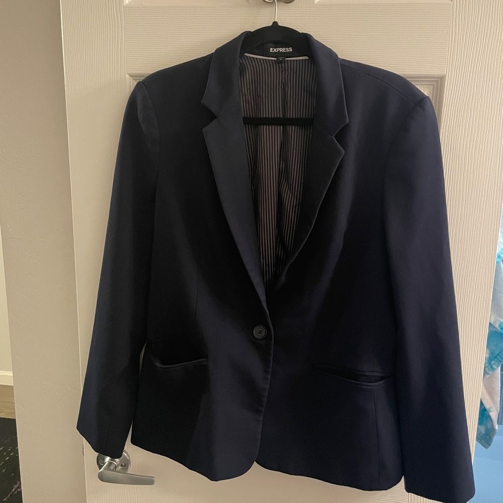 Express Blazer (Black, 14)